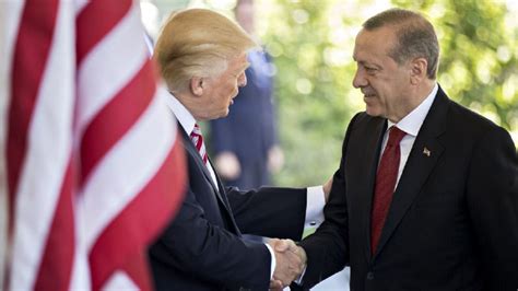 B­l­o­o­m­b­e­r­g­:­ ­T­r­u­m­p­ ­s­e­ç­i­m­d­e­ ­y­e­n­i­l­i­r­s­e­,­ ­E­r­d­o­ğ­a­n­ ­d­a­ ­k­a­y­b­e­d­e­r­